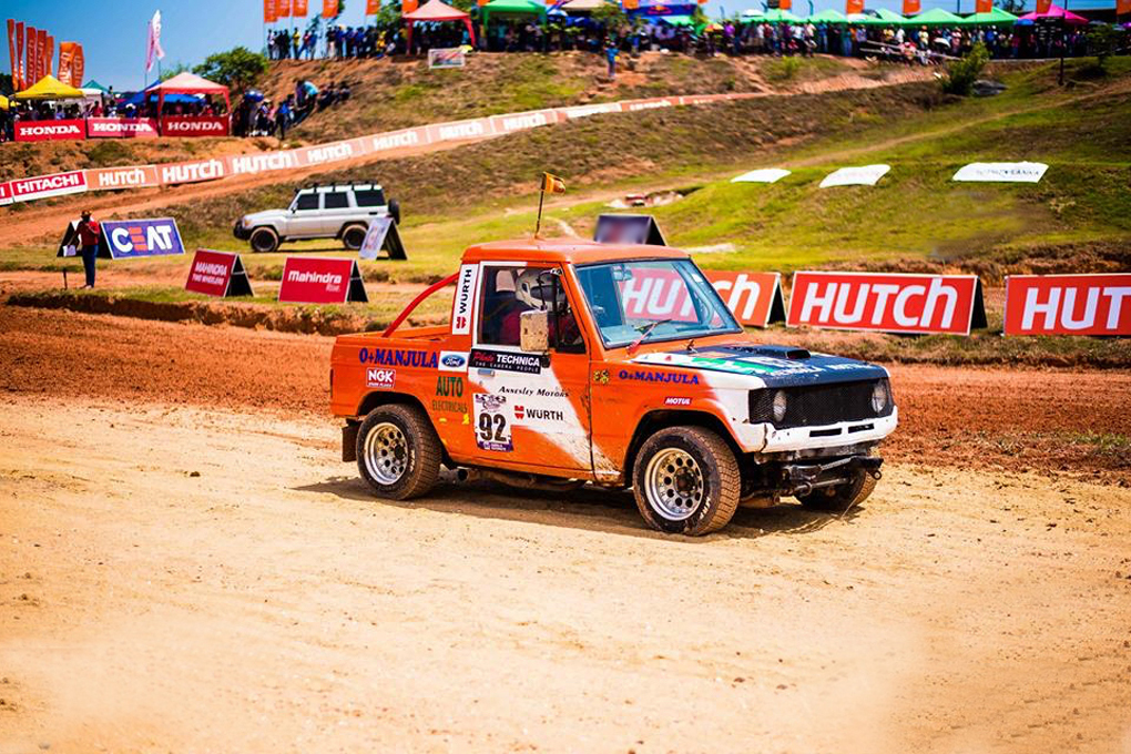 HUTCH-fuels-Colombo-Super-Cross