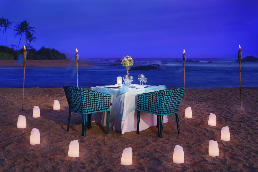 rsz_amari_galle_sri_lanka_beach_dining_1