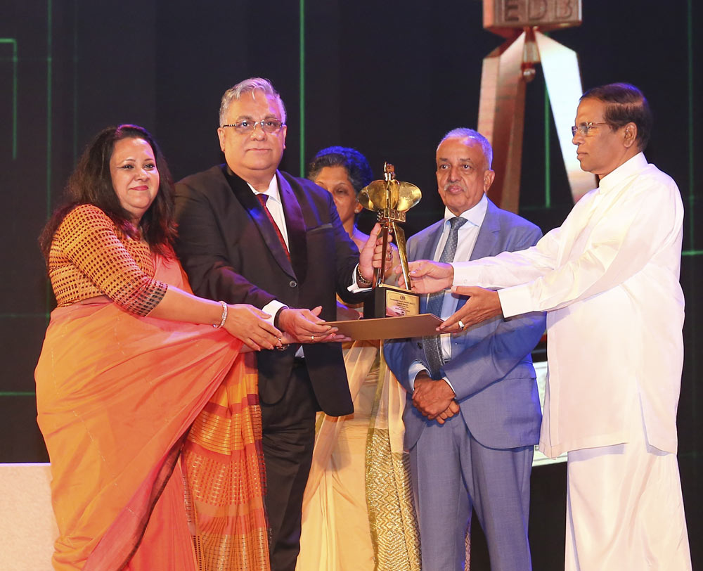 President Awards Brandix ‘exporter Of The Year’ At Export Awards