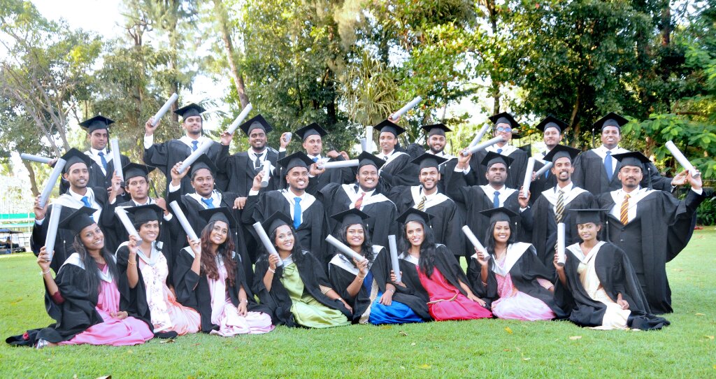 Graduates-SLT Training centre 2