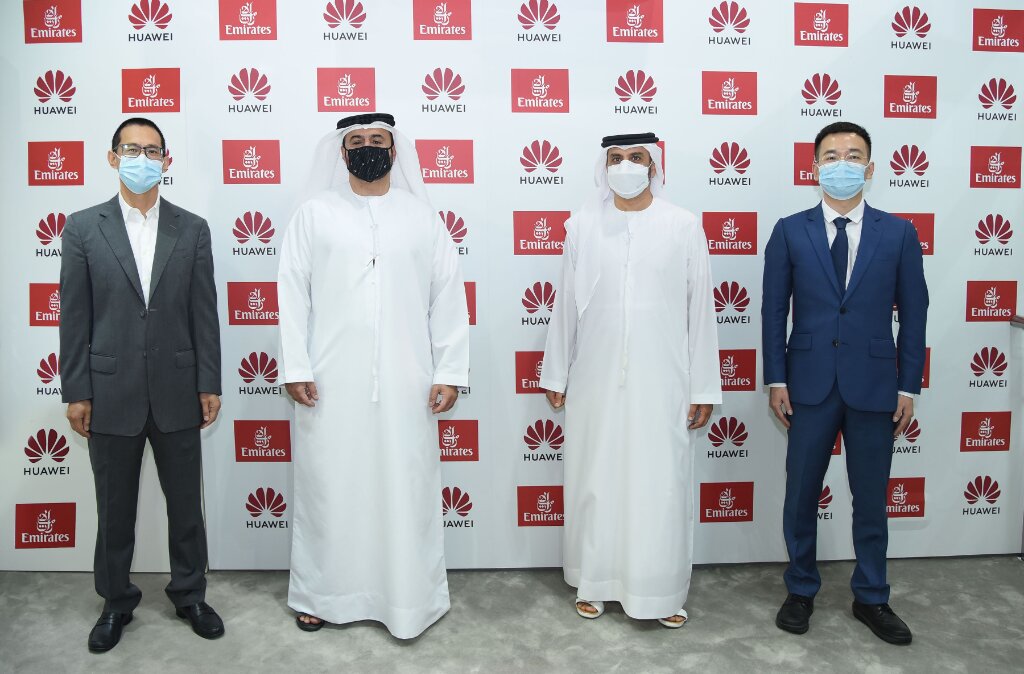 Emirates-inks-strategic-agreement-with-global-tech-giant-Huawei-at-ATM.jpg