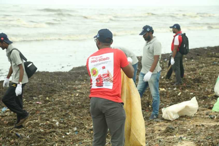 Clean up initiatives by Coca-Cola Sri Lanka (LBN Fill)