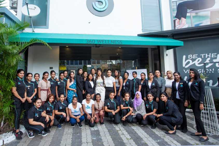 The entire team of staff at 360 Wellness (LBN Fill)