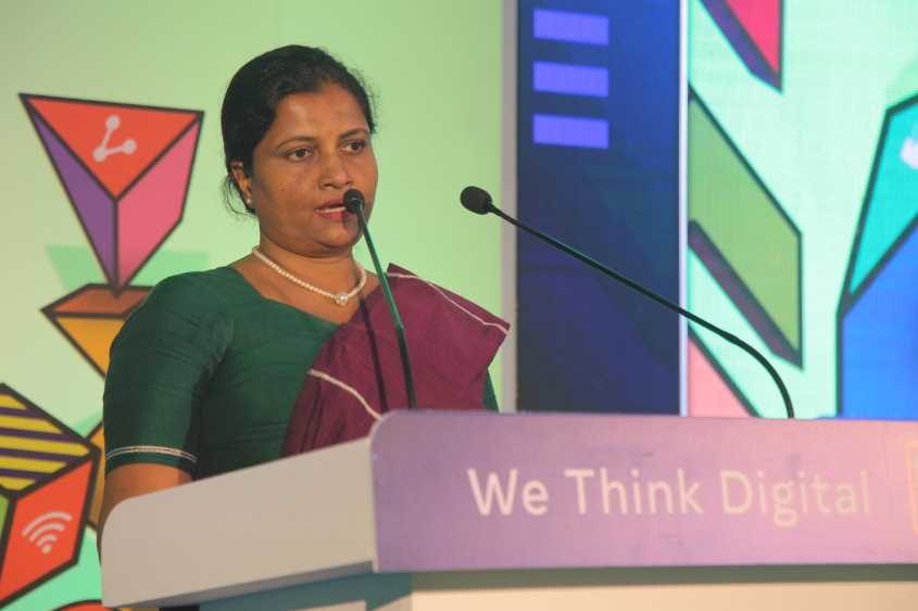 Ms.-Vasana-Edirisuriya-Director-of-Education-ICT-branch-spoke-at-the-event-LBN-Fill.jpg