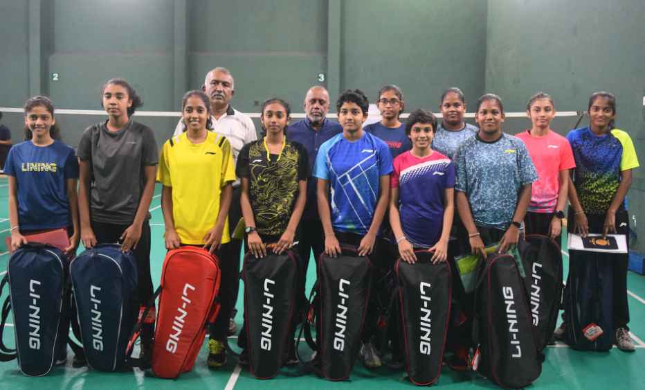 Sri Lanka contingent leaves for Badminton Asia U17 & U15 Junior