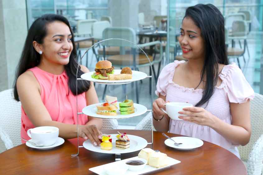 Courtyard by Marriott Colombo celebrates Women's Day 2023 (LBN)