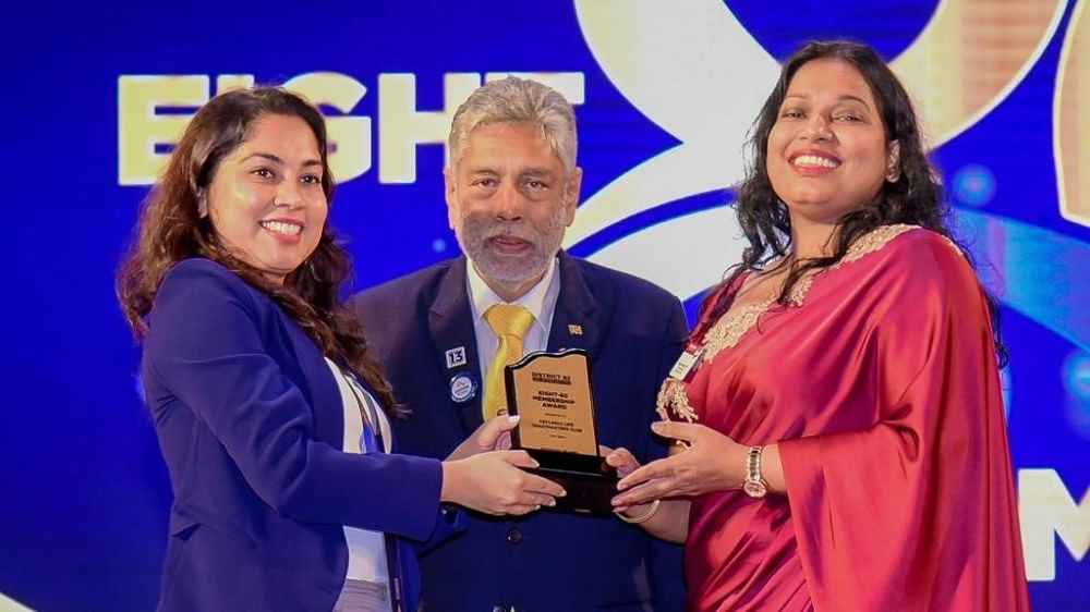 Toastmasters-Club-3-awards-LBN.jpg