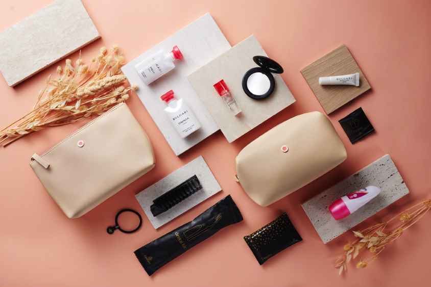 Exclusive Business Class Emirates & Bulgari amenity kits - 1 (LBN)