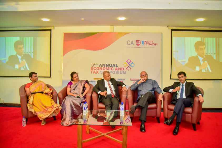 Tax-symposium-Day-1-panel-discussion-LBN.jpg