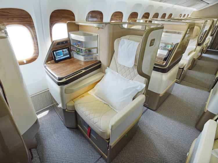 Boeing777 - Business class (LBN)