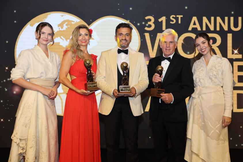 The ceremony was held at the Savoy Palace in Madeira, Portugal. David Quinto, Emirates’ Country Manager in Portugal accepted the awards on behalf of Emirates. (LBN)