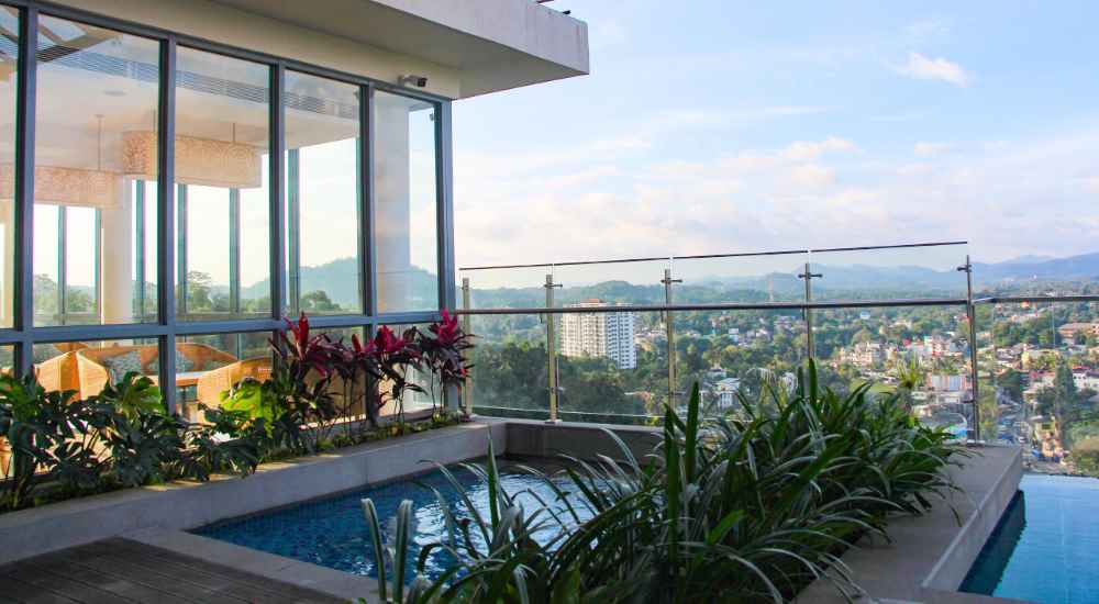 Infinity Pool Area (LBN)