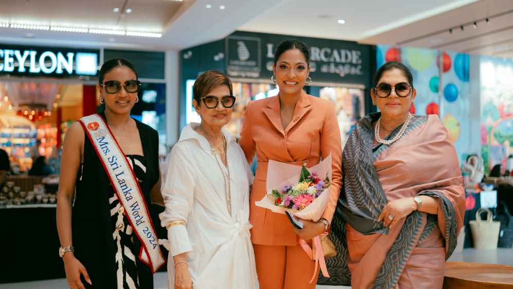 1. (L to R) - Mrs. World 2024 1st Runner Up, Ishadi Amanda, Ramani Fernando, Mrs. World 2020, Caroline Jurie, and Former Colombo Mayoress Rosy Senanayaka (LBN)